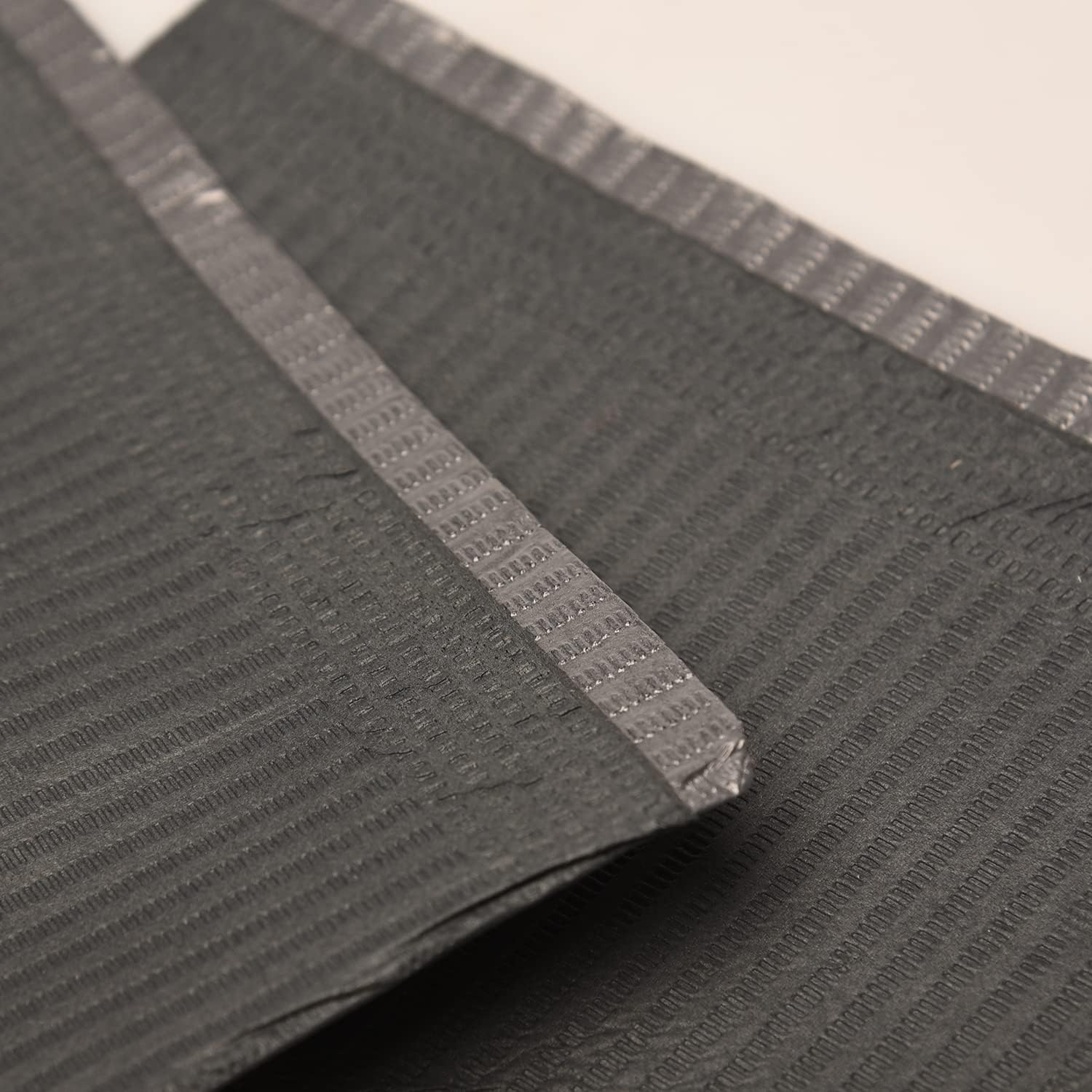 mfuoe 60 pieces tattoo table mats disposable tattoo bibs waterproof tattoo table covers