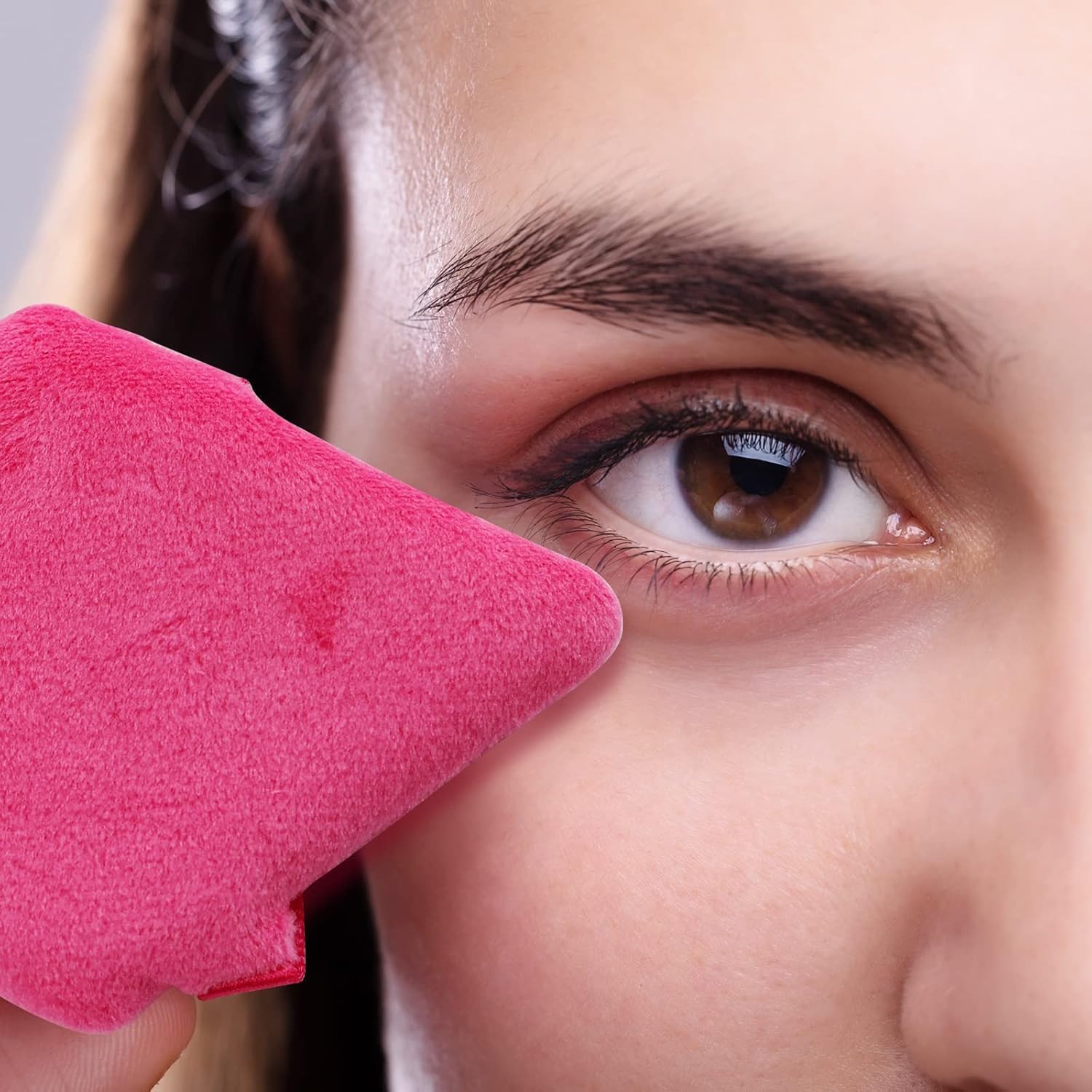 alephio 2pcs triangle powder puff for face powder soft velour makeup puff for loose powder mineral powder makeup sponge foundation blender wet and dry use setting makeup too (rose red)