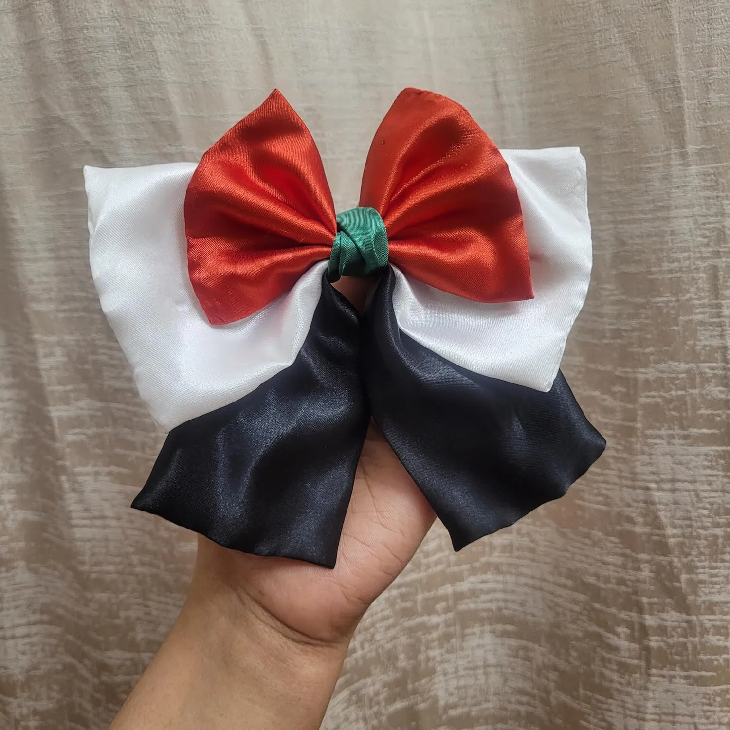 Daddy's Angel UAE National Day Hair Bow Accessory, Red and Green Bow Tie with White and Black Tails (Bow)