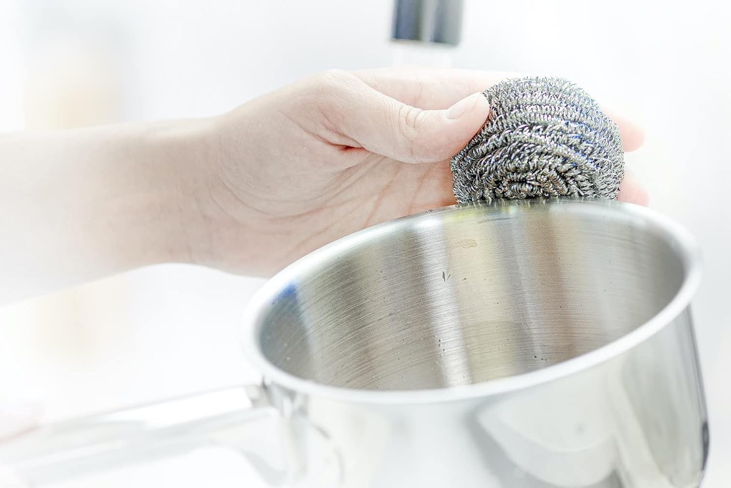 scotch brite stainless steel metal spiral scrub sponge, 6 pieces/pack | ideal for cast iron pans | powerful scrubbing | hard cleaning | kitchen sponge | scrub | kitchen, garage, outdoor