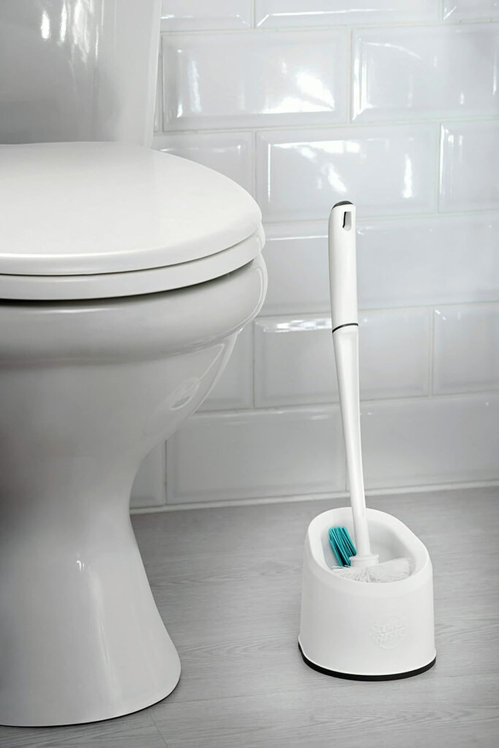 scotch brite holder set (with holder) toilet bowl & rim brush, 1 set/pack | cleaning brush with long handle | discreet washroom cleaner| compact round design | clears clogged toilets and drains