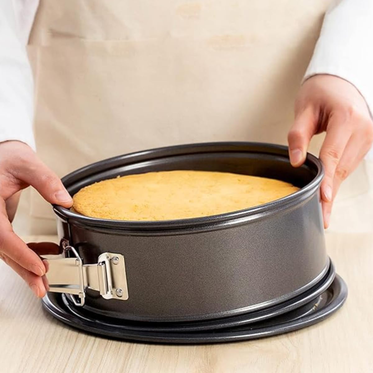 blackstone spring form cake pan cheese cake baking mold bakeware, cake making pan, non stick bakeware (20 cm) صينية قالب التشيز كيك