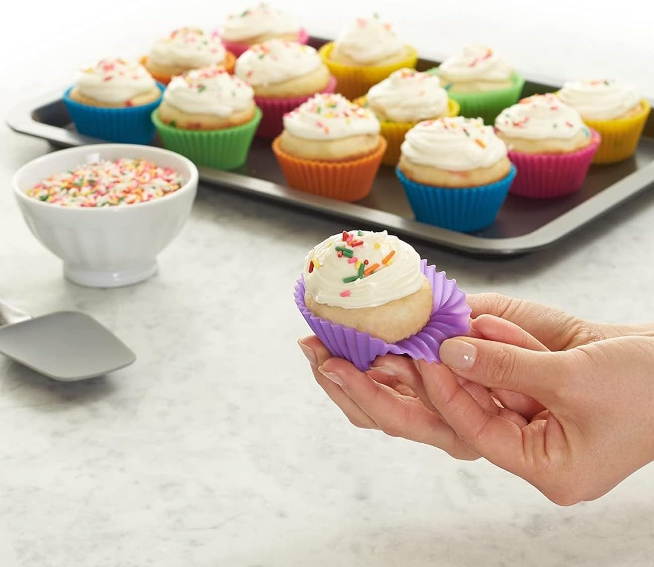 sky touch silicone cupcake liners 12pcs, baking cups non stick cake muffin chocolate cupcake liner baking cup mold, multicolor