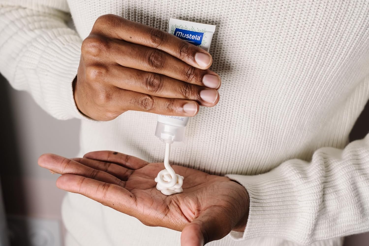 mustela baby nourishing face cream – daily moisturizer for dry skin with natural avocado, cold cream & beeswax 40ml