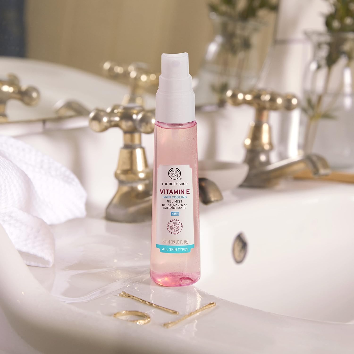 the body shop hydrate & quench vitamin e skincare kit gift set for dry skin