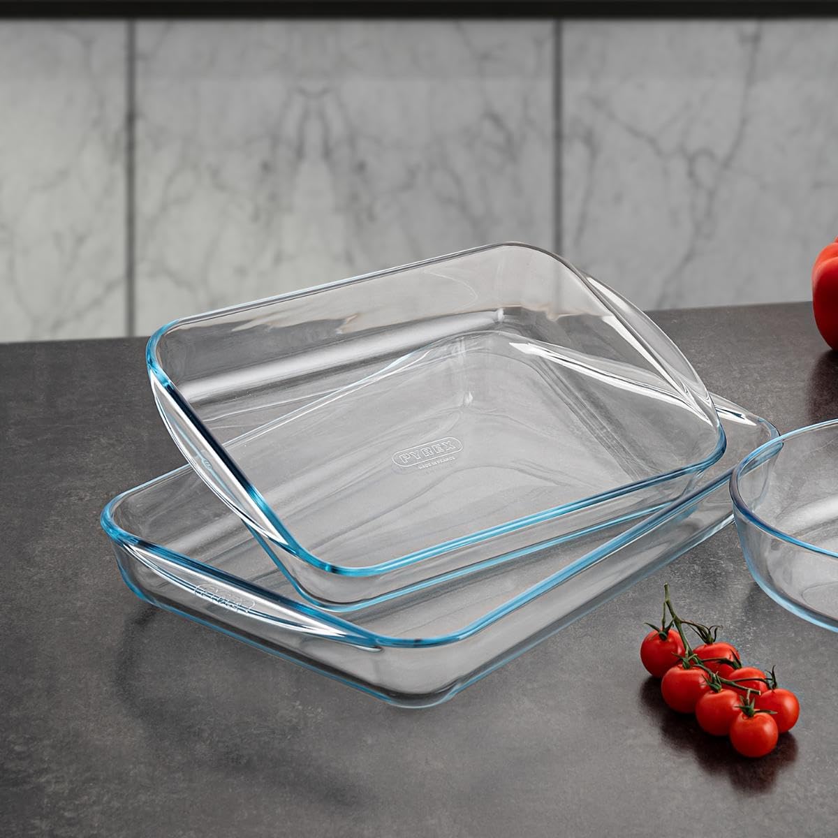 pyrex rectangular glass roasting dish, clear, size: 40 x 27 cm, glass rectangular roaster, oven baking dish, highly thermal resistant: oven, microwave & dishwasher safe, gd031