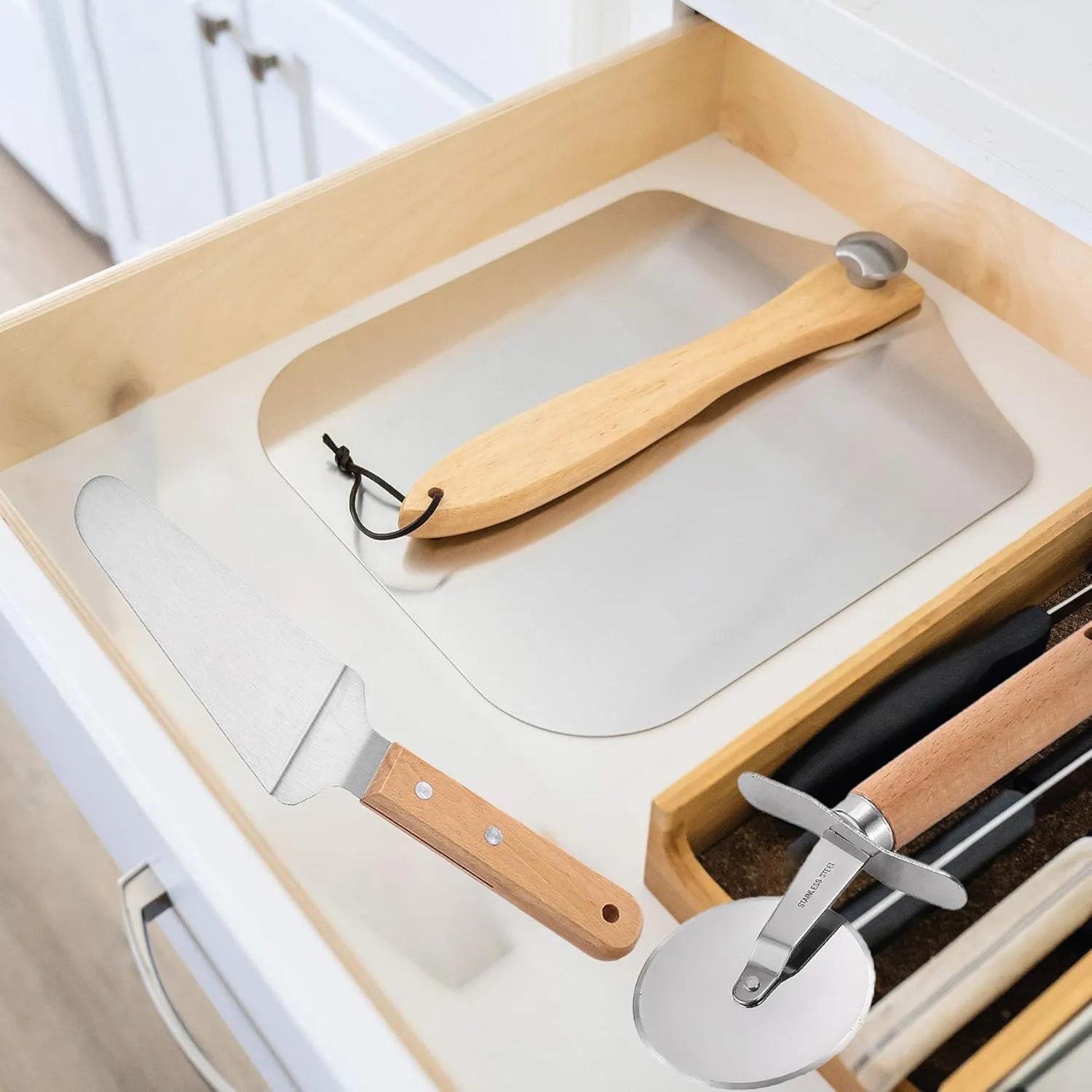 Stainless Steel Pizza Peel, 12 x 14 inch Square Metal Pizza Peel with Pizza Cutter Wheel and Pizza Shovel, 3 Pack Pizza Kit Easy to Clean for Baking Pizzas, Cakes, Biscuits, Bread, Pancakes at Home.