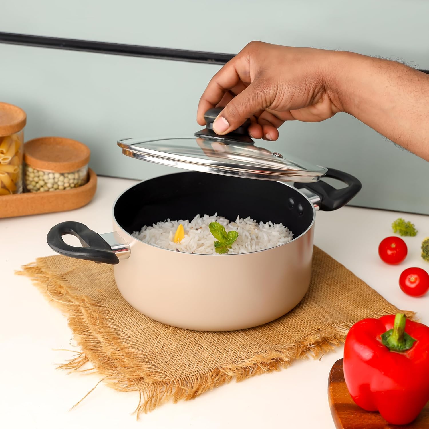 royalford 5 piece non stick cookware set rf11973 aluminum body with 3 layer coating cd base, bakelite handles and tempered glass lid