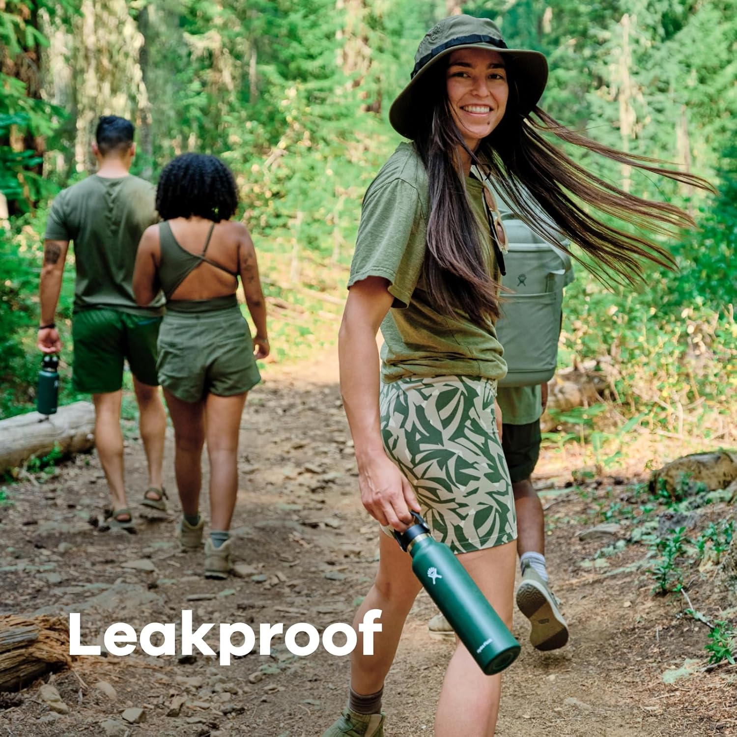 hydro flask 21 oz double wall vacuum insulated stainless steel leak proof sports water bottle, standard mouth with bpa free flex cap, black