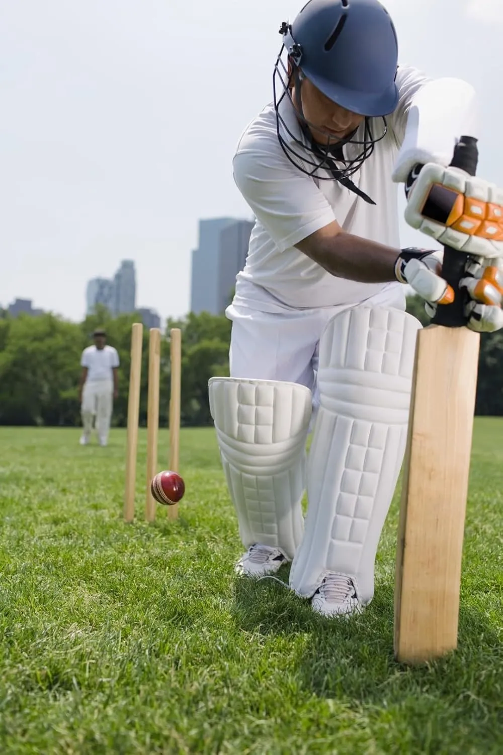 EMAAN® Cricket Hard Ball, Sports Leather Cricket Balls 156 Grams | 4 Piece Construction Hand Stitched Play Crickets Games T20 and 50 Overs Matches | Leather Ball