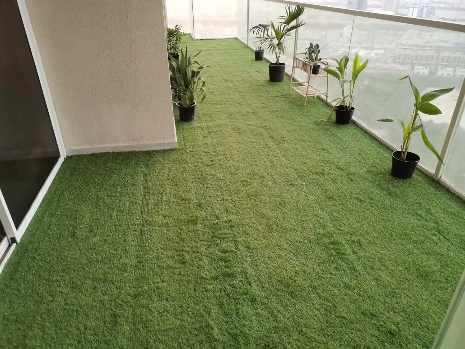 Yatai Decor 40mm Artificial Grass Carpet - Indoor Outdoor Garden Lawn Landscape Synthetic Grass Doormat Pet Turf Soft Green Carpet Mat - Realistic Thick Turf Lawn Rug Carpet For Dogs (2x1 Meters)