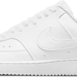 Nike Court Vision Lo NN sneakers for men – classic low-top lace-up design with basketball-inspired look, ideal for daily wear and urban street fashion.