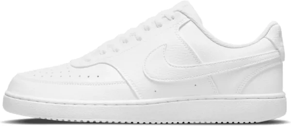 Nike Court Vision Lo NN sneakers for men – classic low-top lace-up design with basketball-inspired look, ideal for daily wear and urban street fashion.