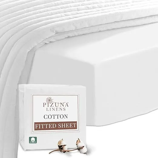 Premium king fitted sheet 180x200 cm in white cotton, 400 thread count, deep 40 cm pockets, soft, breathable & luxurious for hotel-style comfort at home.