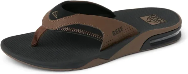 Reef Men’s Lightweight Sandals – casual flip-flops with cushioned soles and relaxed fit for daily comfort at the beach or on warm-weather days in the UAE.