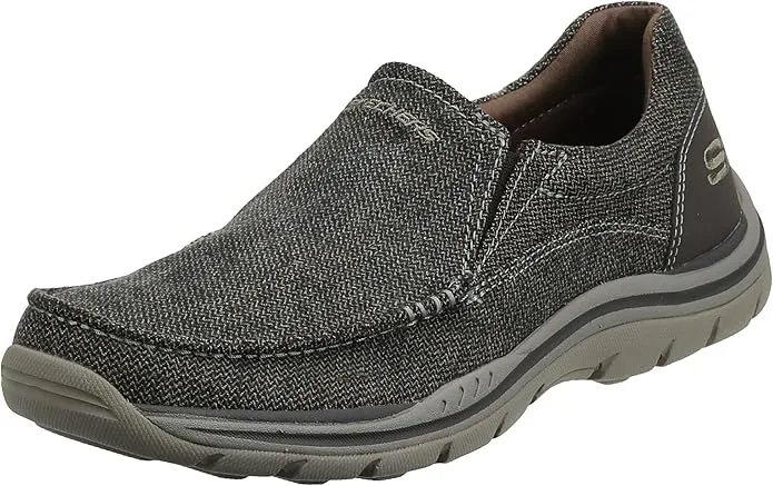Skechers Avillo ComfortWalk moccasin-style shoes for men – breathable, cushioned, and relaxed fit slip-ons designed for everyday walking comfort.