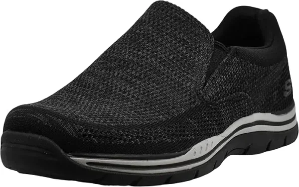 Skechers Expected Gomel men’s slip-on loafers in grey – lightweight casual shoes with cushioned support and breathable fabric, size 47.5 EU.