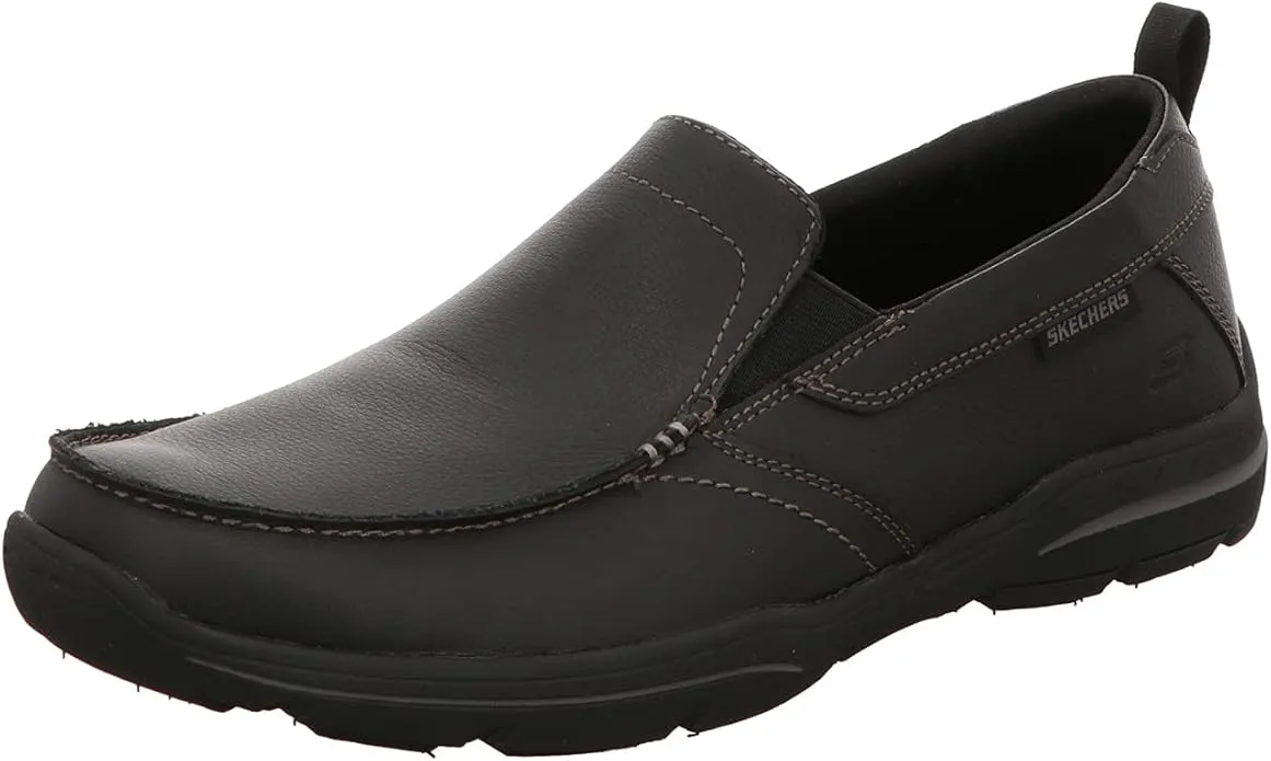 Skechers Relaxed Fit Harper loafers for men – slip-on casual shoes with a breathable design, memory foam insole, and relaxed all-day fit.