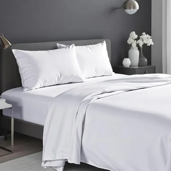 Premium king size bed sheet set in soft brushed microfiber with deep pockets and wrinkle-free fabric