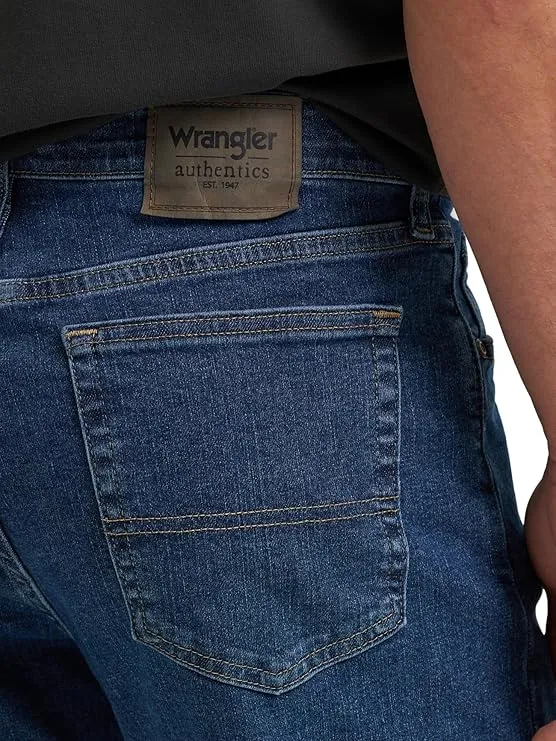 wrangler men’s classic 5 pocket jeans | authentics regular fit flex denim