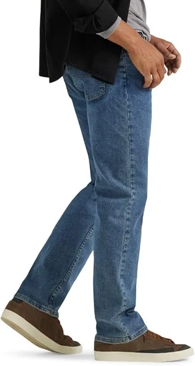 wrangler men’s comfort waist jeans | classic relaxed fit durable denim