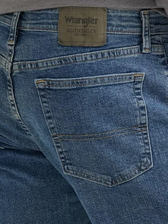 wrangler men’s comfort waist jeans | classic relaxed fit durable denim
