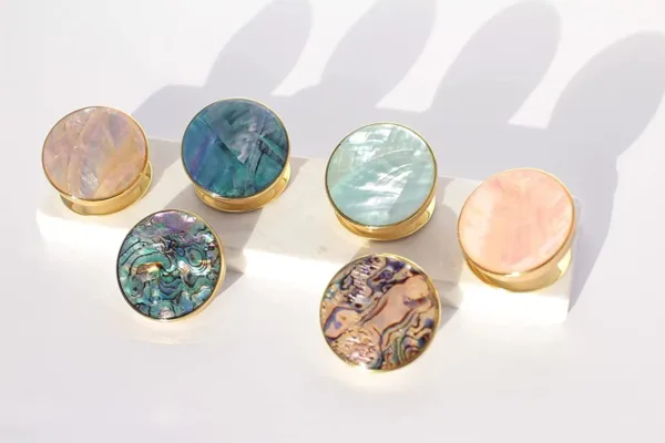 abalone shell phone grip 4