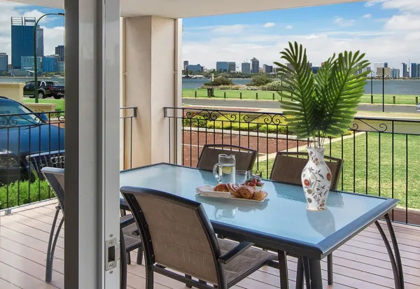 artificial palm leaves 7