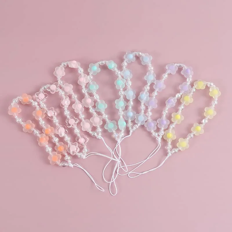 flower beaded phone charm 2