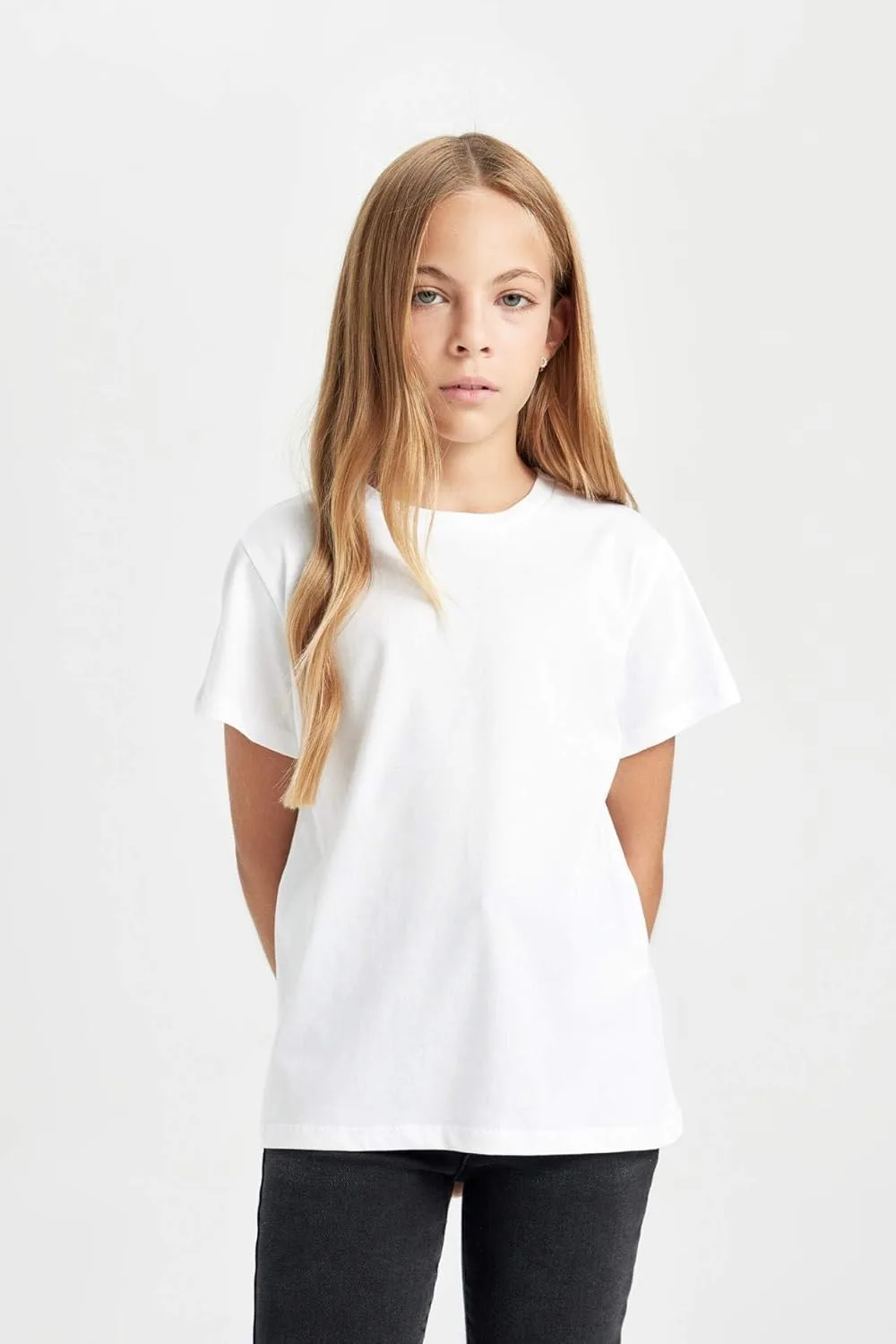 girl crew neck tee 3