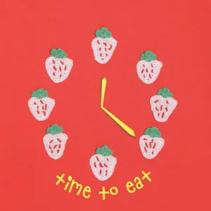 girls strawberry tshirt 4