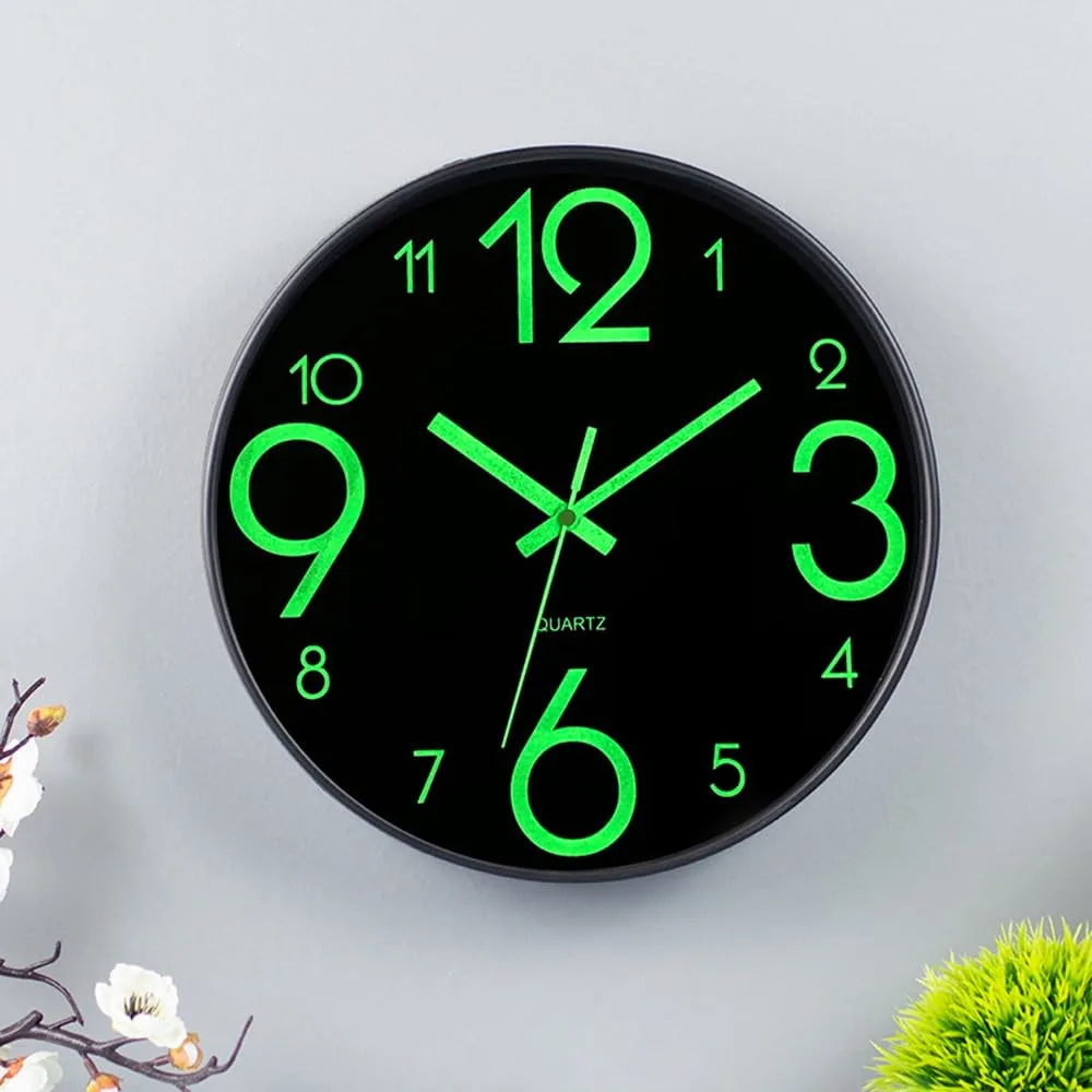 glow dark wall clock 2