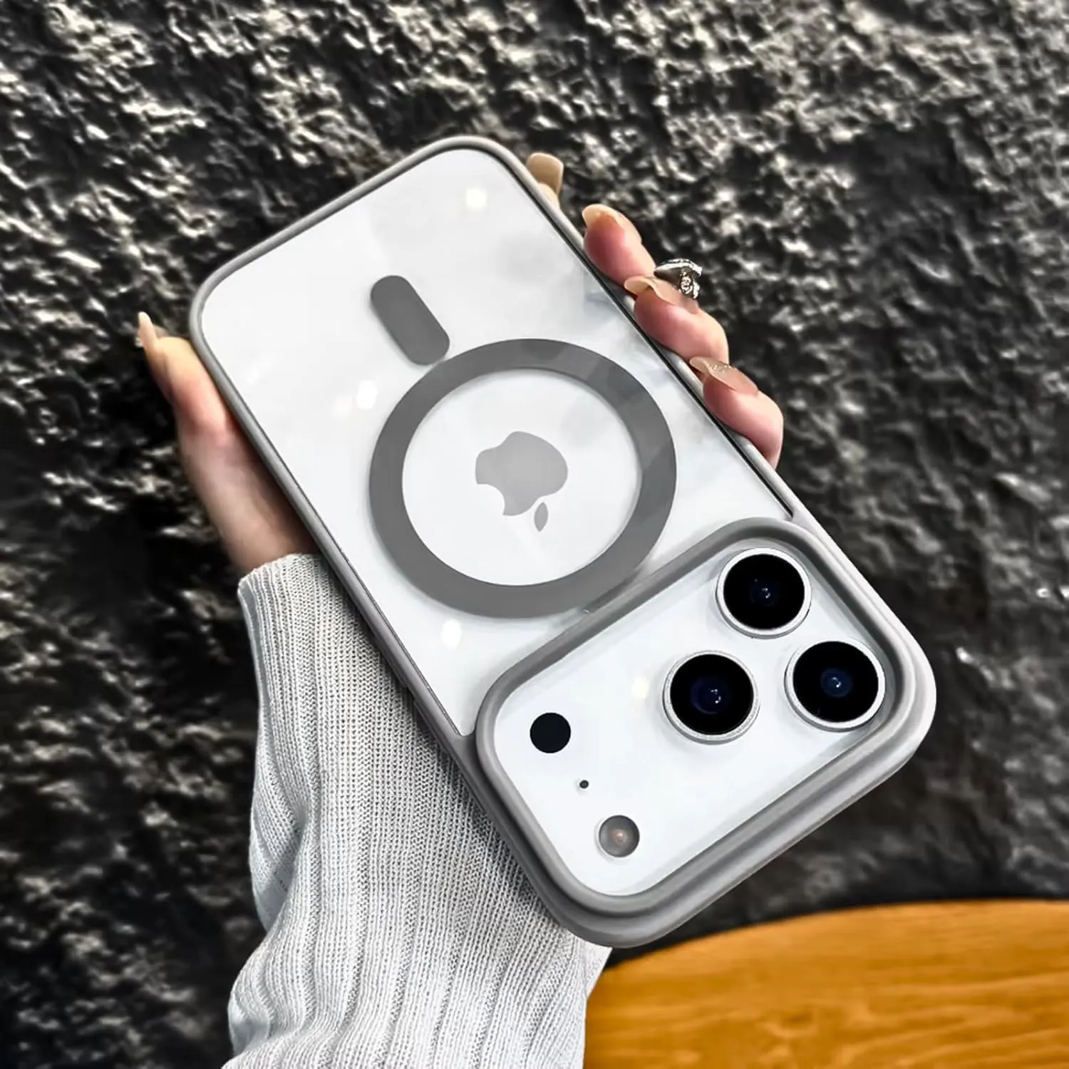 iphone clear magnetic case 3