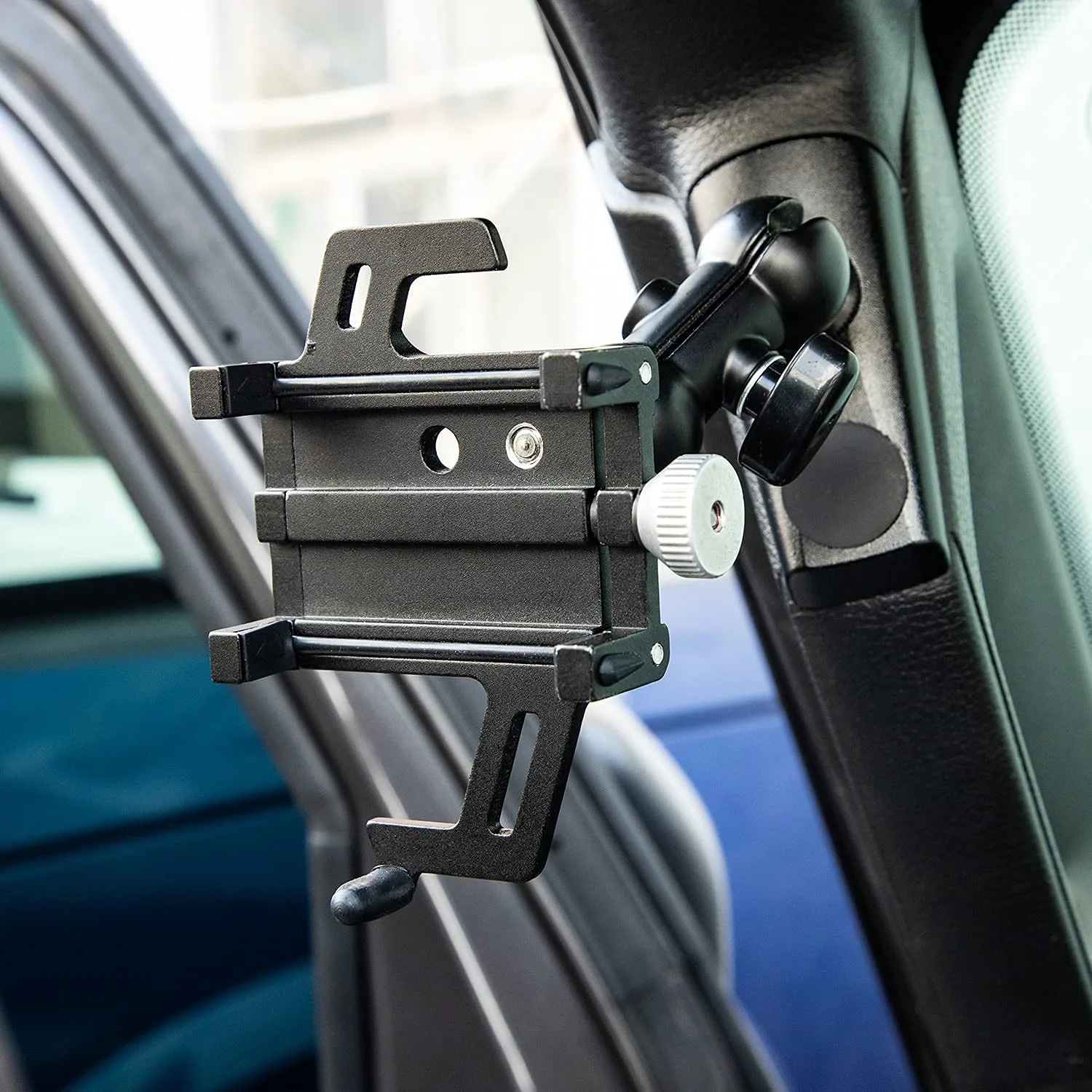 jeep wrangler phone holder 3