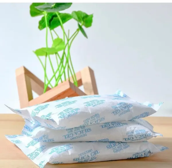 silica gel desiccant packets 1