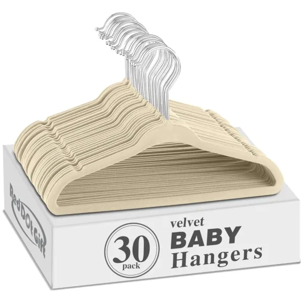 baby velvet hangers 1