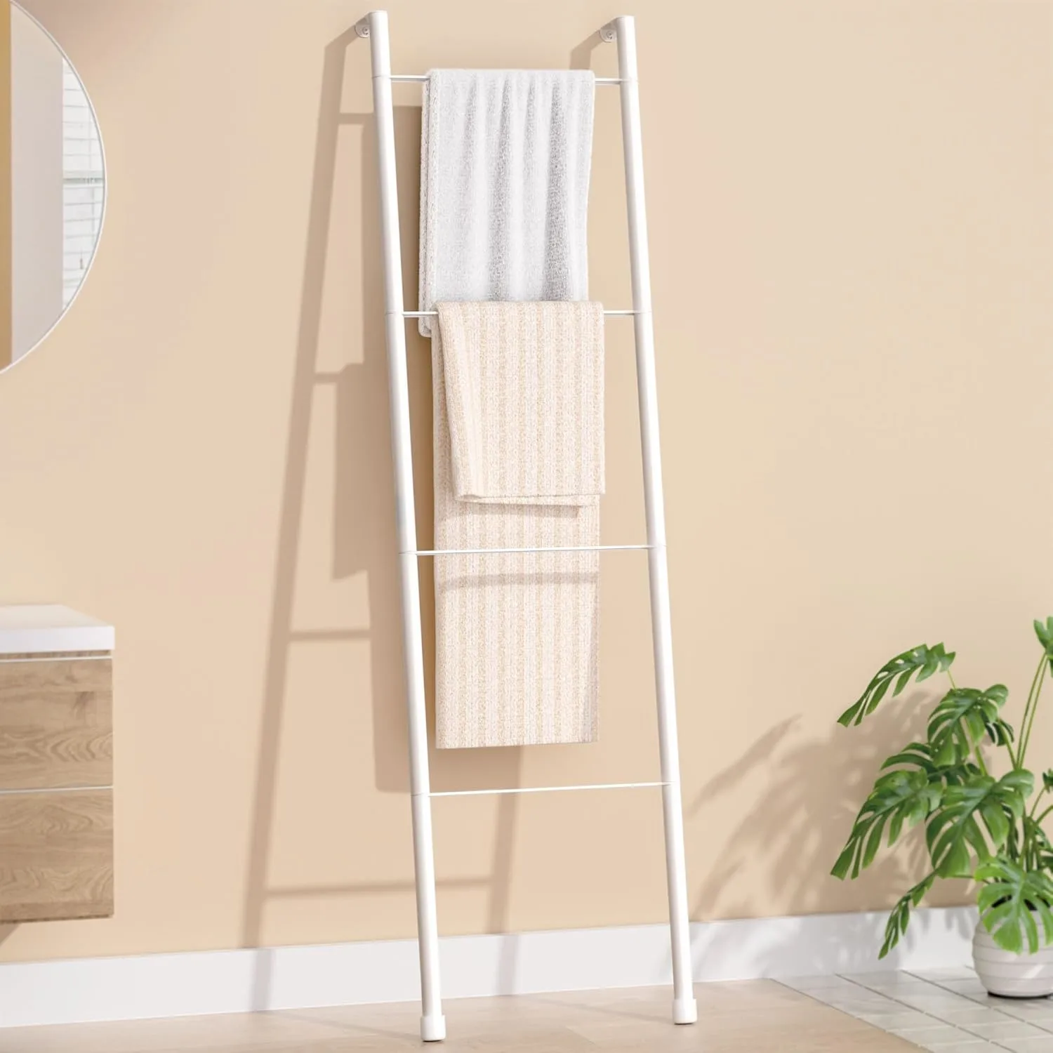 blanket ladder white 1