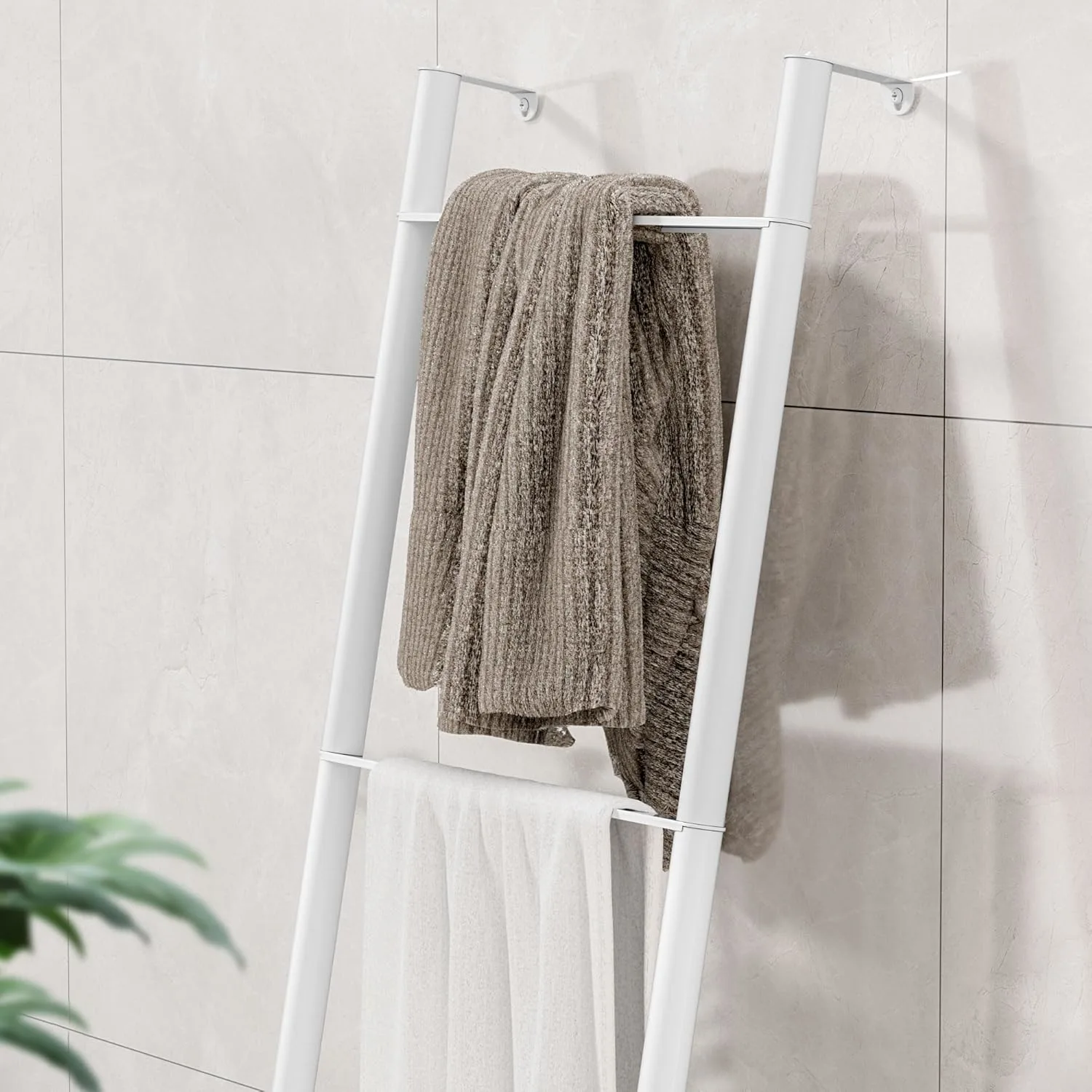 blanket ladder white 3