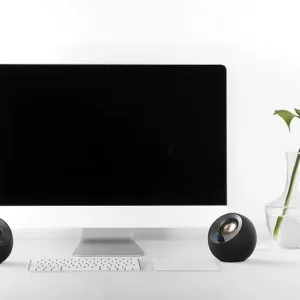 creative pebble v2 speakers 2