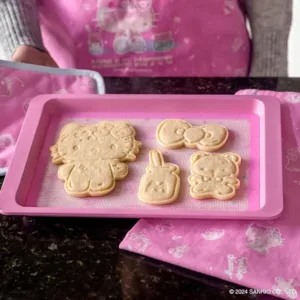 hello kitty baking sheet 4