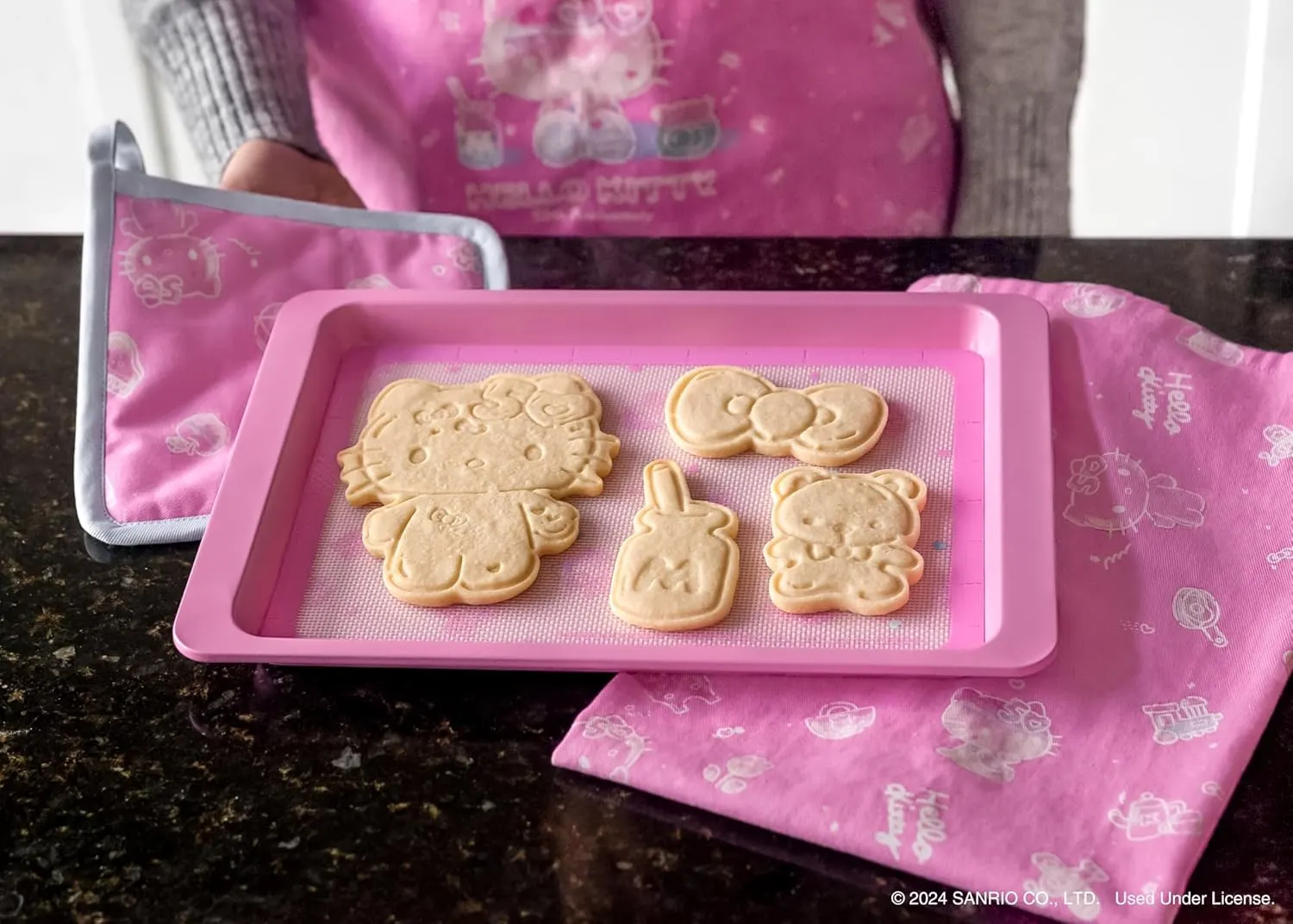 hello kitty baking sheet 4