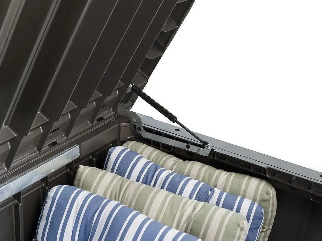 koll living cushion box 3