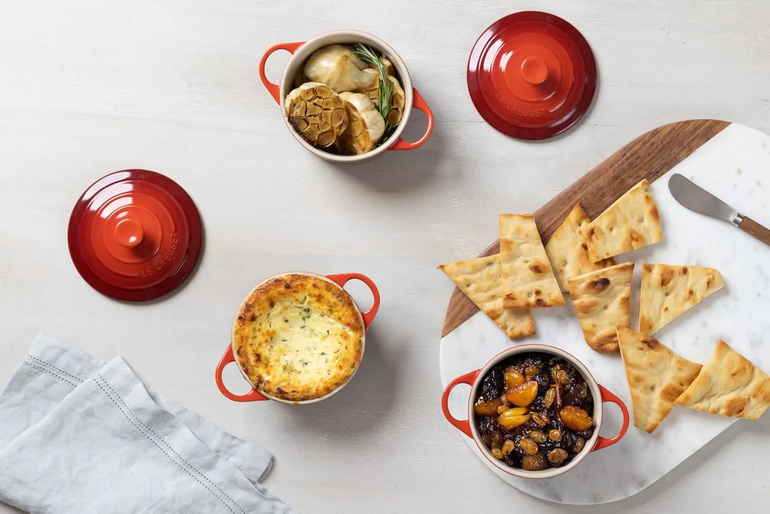 le creuset stoneware mini 7