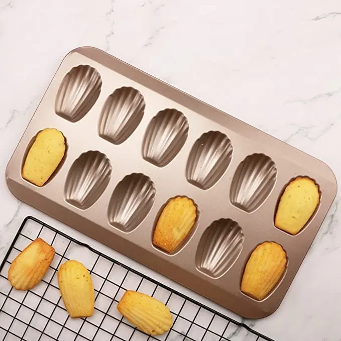 madeleine pan set 5