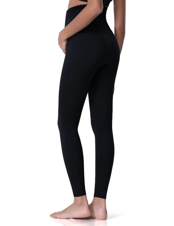 maternity leggings over belly 4