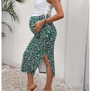 maternity outfit floral skirt 6