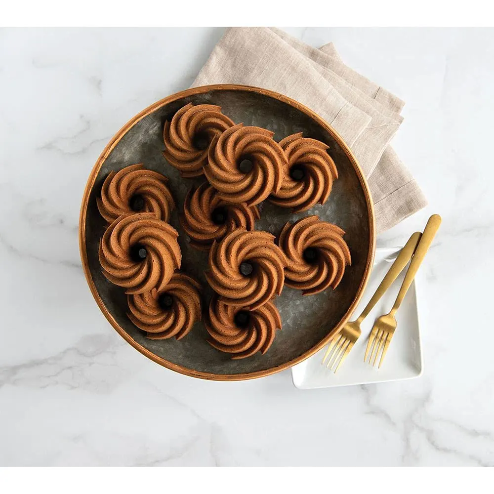 nordic ware heritage 5