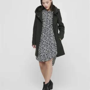 only womens light coat 6