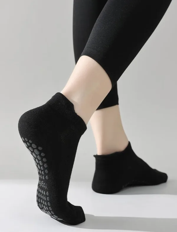 pilates socks women grip 3