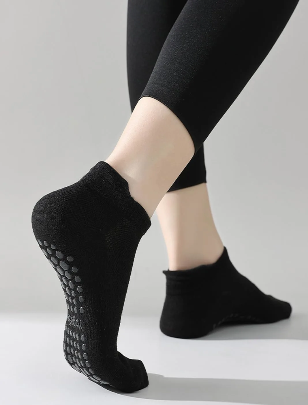 pilates socks women grip 3
